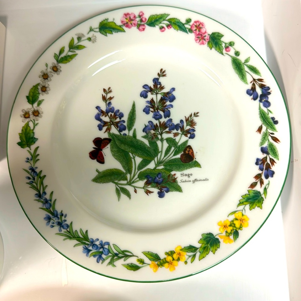ROYAL WORCESTER- Fine Porcelain